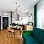 Apart House, Tylna 20