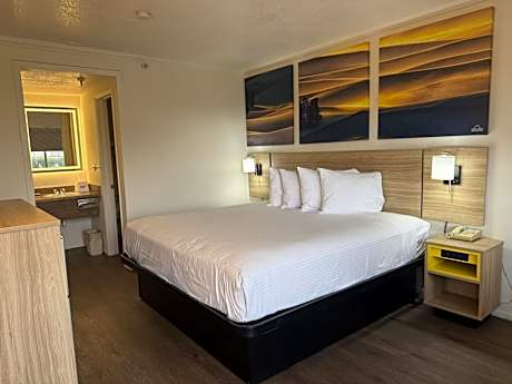 Days Inn by Wyndham Victorville/Hesperia I-15 & Palmdale Rd