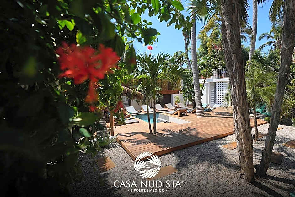 Casa Nudista - LGBT Hotel