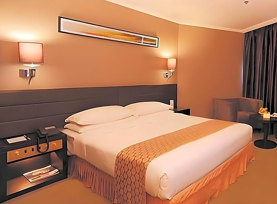 Emperor Hotel