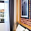 B Street Hotel