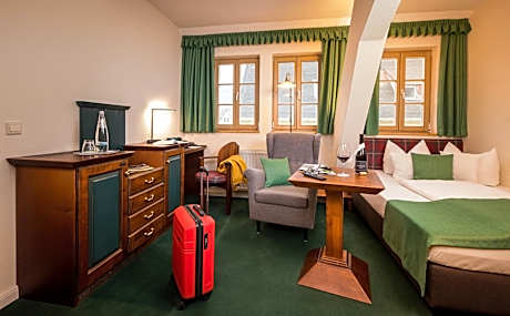Queen Room