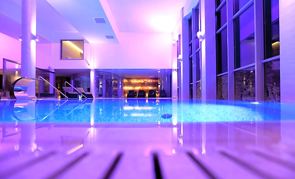 Hotel & Medi-Spa Bialy Kamien