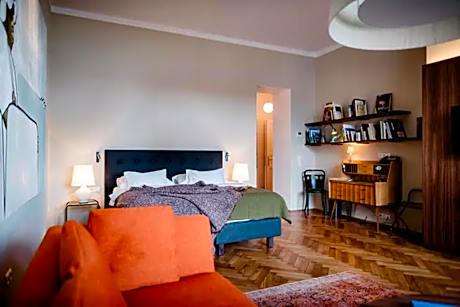 Deluxe Two-Bedroom Suite