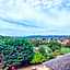 Wentworth House - Free Parking