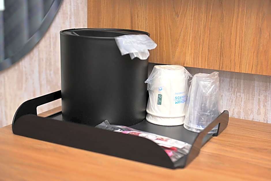 Days Inn by Wyndham Bronx Near Botanical Garden