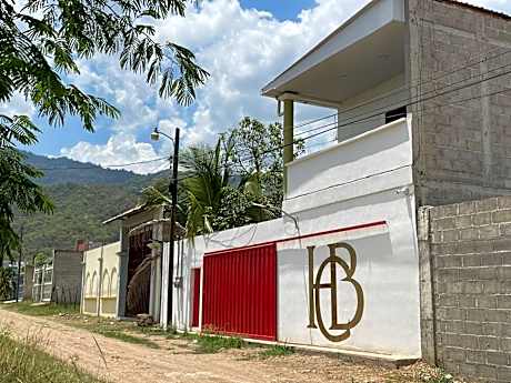 HOTEL CIUDAD BLANCA
