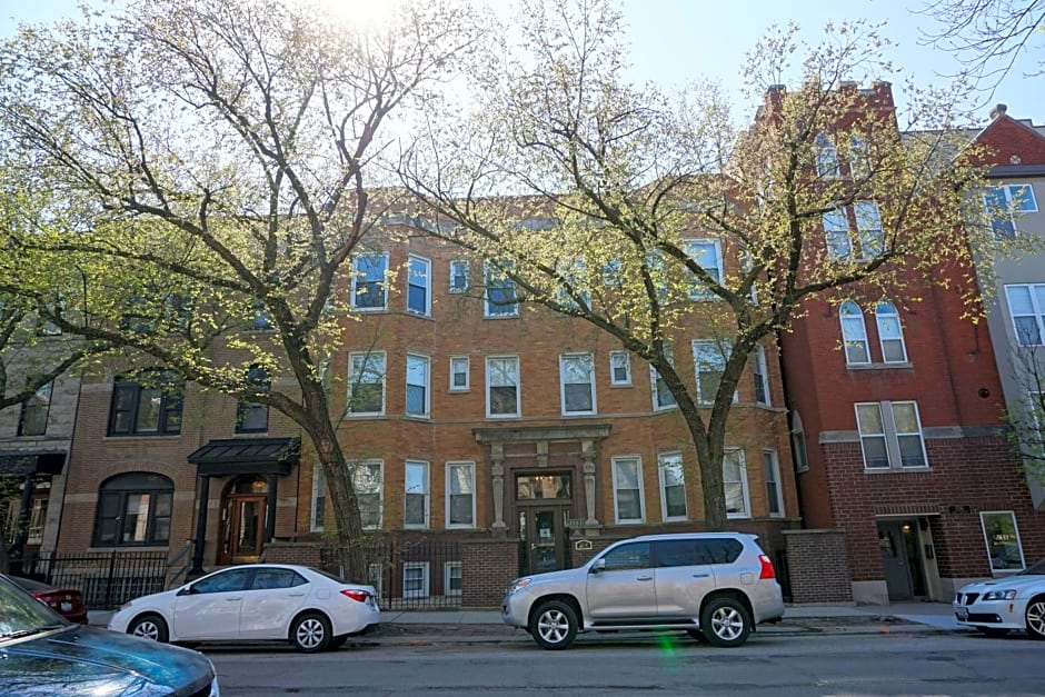 Wrigley Hostel - Chicago