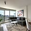 Luxary Condo Downtown Vancouver with free parking
