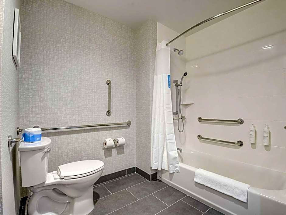 Hampton Inn & Suites Williamstown Ark Encounter, KY