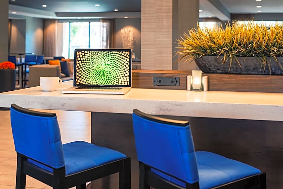 Courtyard by Marriott Palm Desert