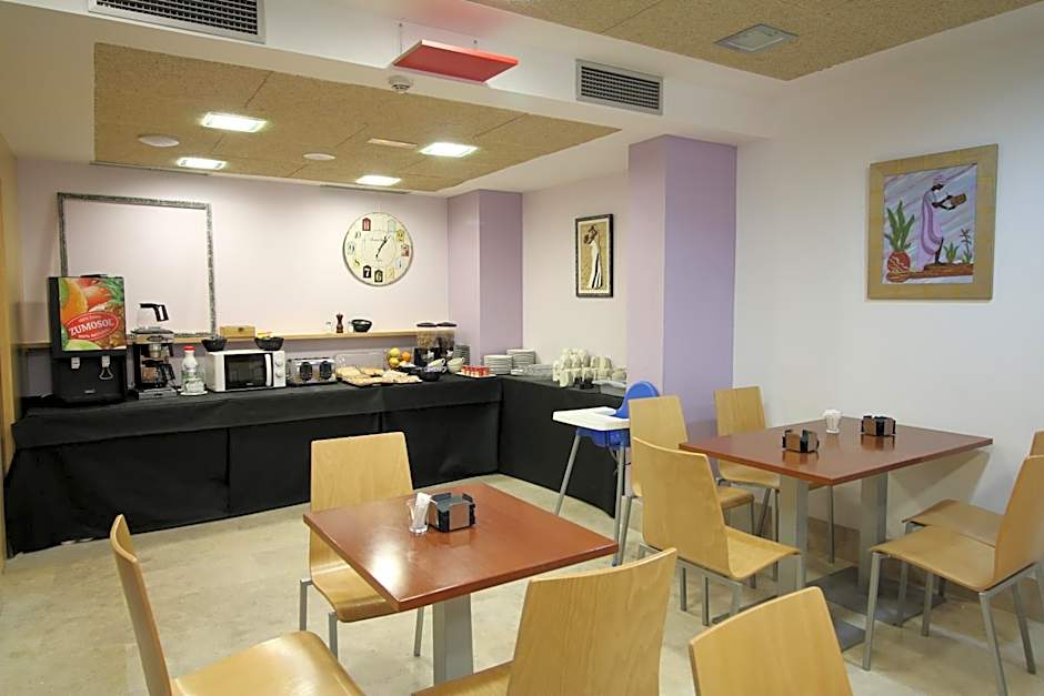 Hotel Alda Entrearcos