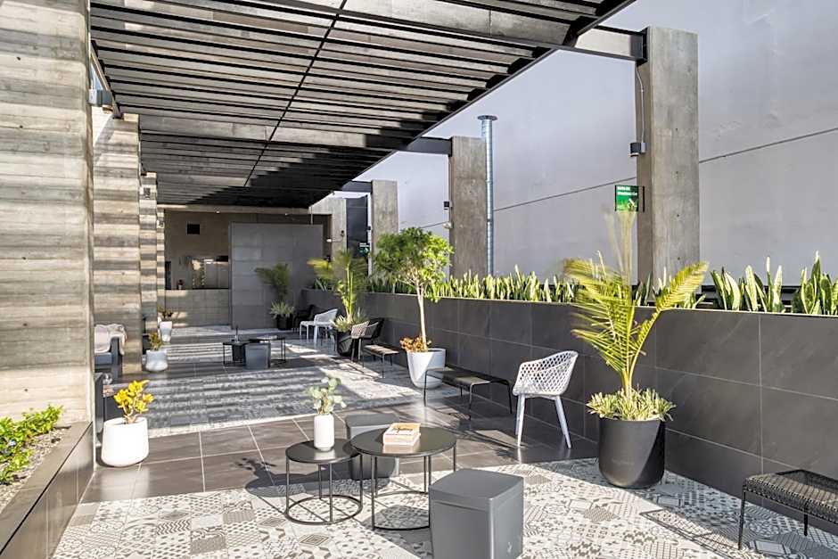 Downtown Loft by ULIV