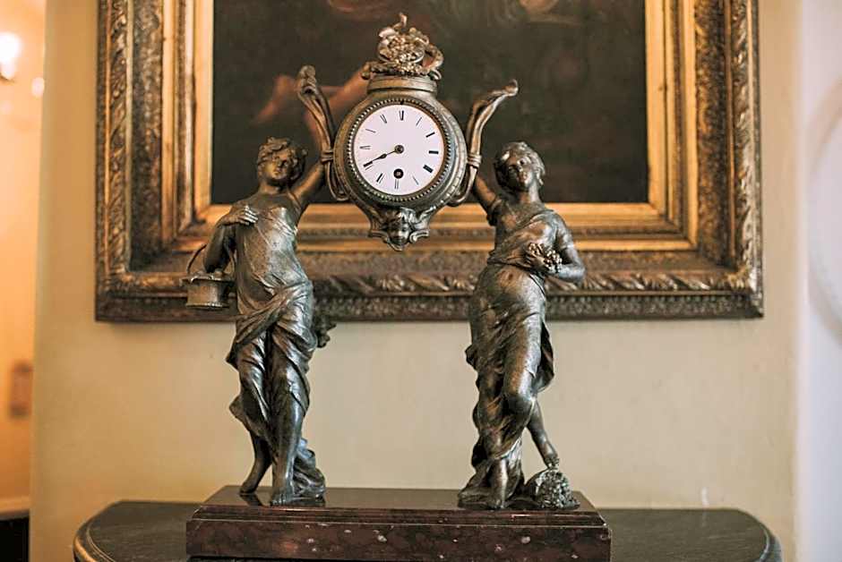 Royal Valentia Hotel