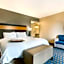 Hampton Inn By Hilton & Suites Camp Springs