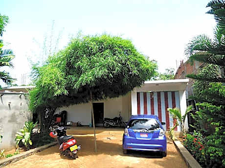 Senanayaka Holiday Inn