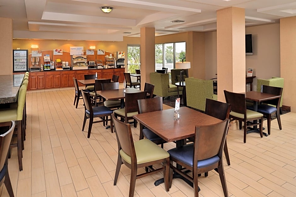 Holiday Inn Express San Diego - Otay Mesa, an IHG Hotel