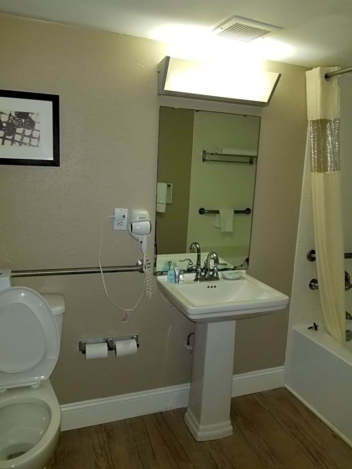 Wyndham Garden Gainesville – Gainesville, FL