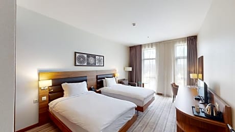 Premier Twin Room with Complimentary Water, Free WiFi, Free Tea and Coffee Equipment