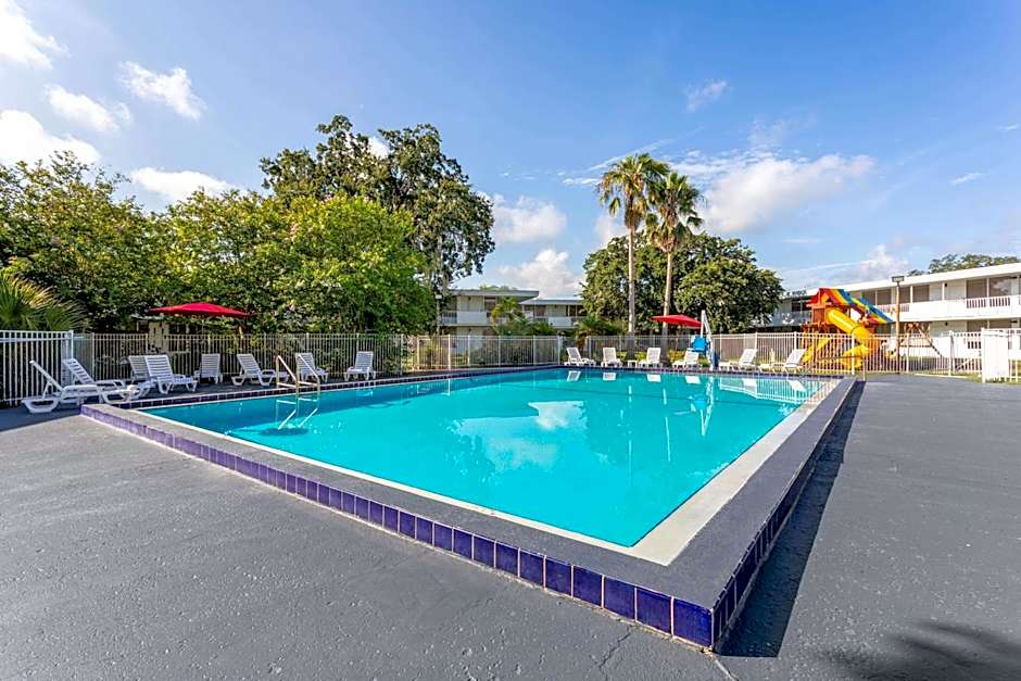 Developer Inn Maingate, a Baymont by Wyndham
