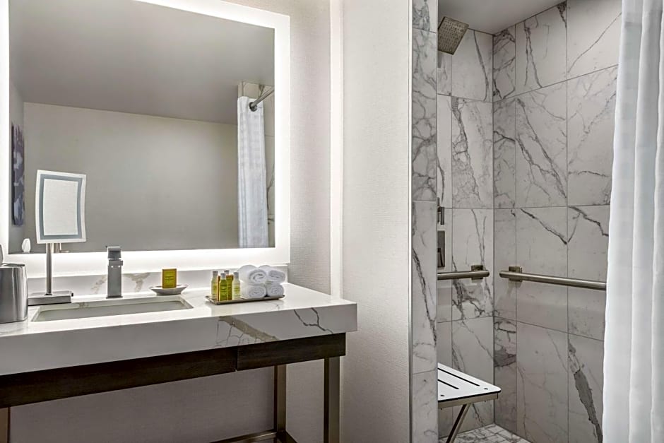 Hilton Grand Vacations Club Chicago Magnificent Mile