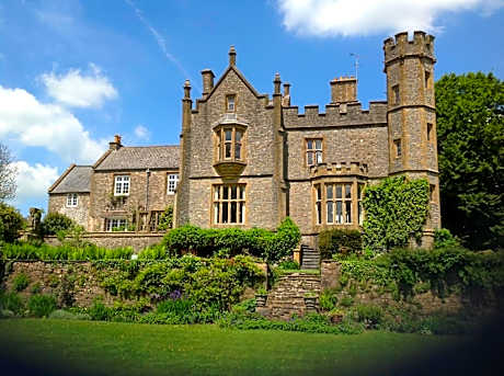 Greenham Hall