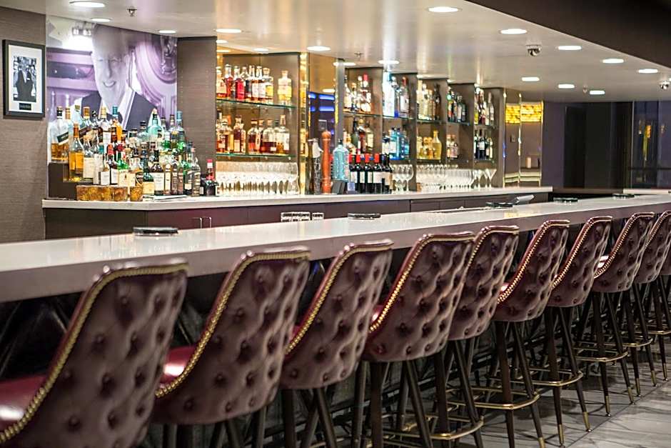 Plaza Hotel & Casino