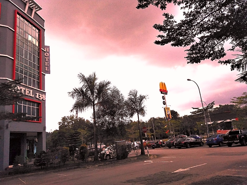 Hotel 138 @ Bestari
