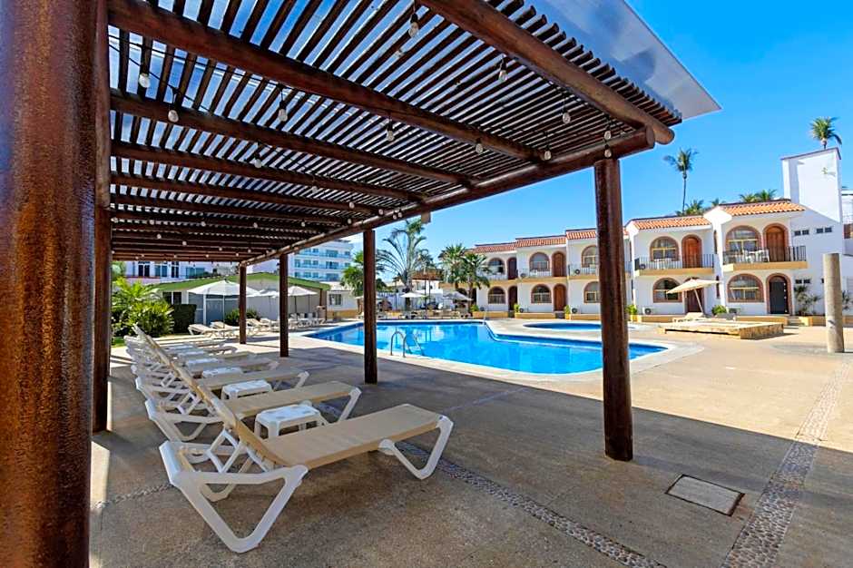 Costa Alegre Hotel & Suites