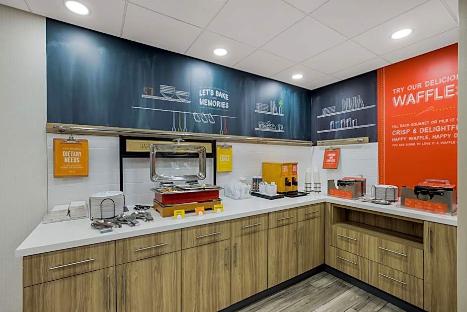 Hampton Inn By Hilton Linden, Nj