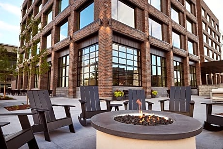 The Scarlet, Lincoln, a Tribute Portfolio Hotel
