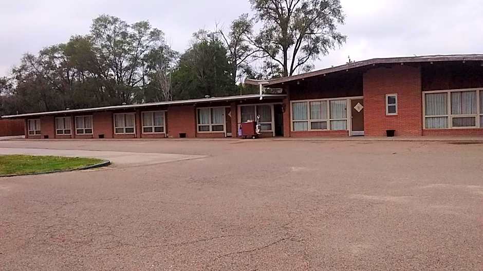 Cedar Inn