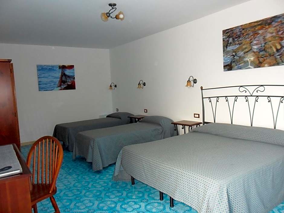 Quadruple Room — 5 fotoğraftan 1. fotoğraf