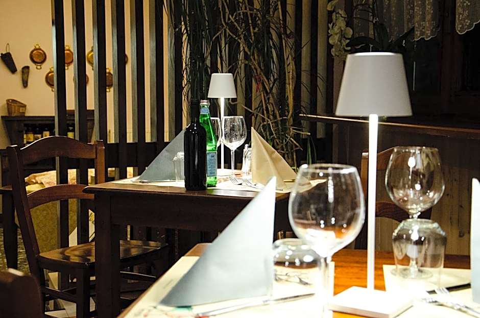 Al Fogolâr Rooms & Osteria with Saunaland