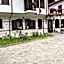 Family Hotel Dinchova kushta