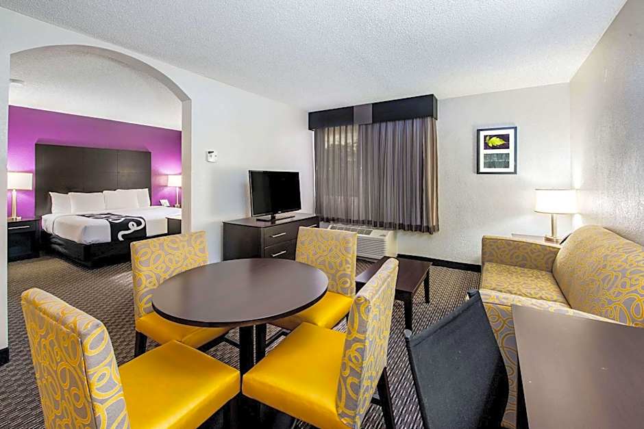 La Quinta Inn & Suites by Wyndham Fort Lauderdale Tamarac