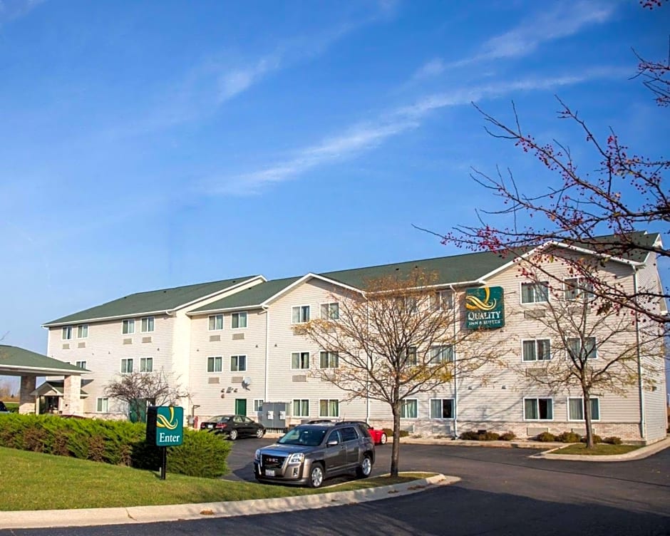 Quality Inn & Suites Loves Park near Rockford