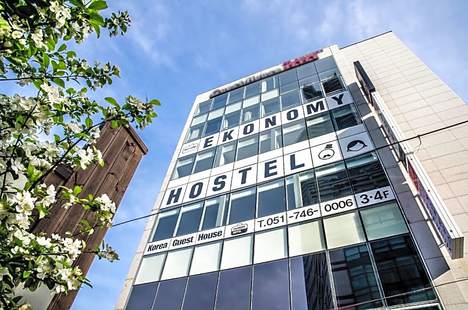 Ekonomy Haeundae Hostel & Guesthouse