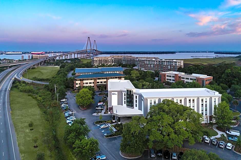 Hotel Indigo Mount Pleasant By IHG