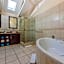 Aquamarine Guest House