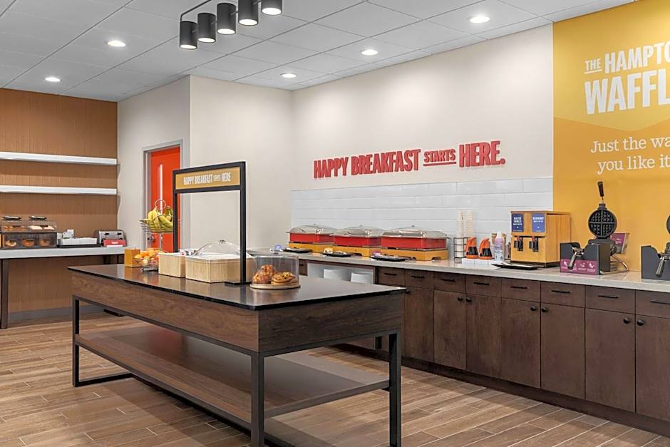 Hampton Inn & Suites Orangeville, ON