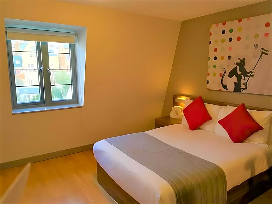 Britannia Study Hotel