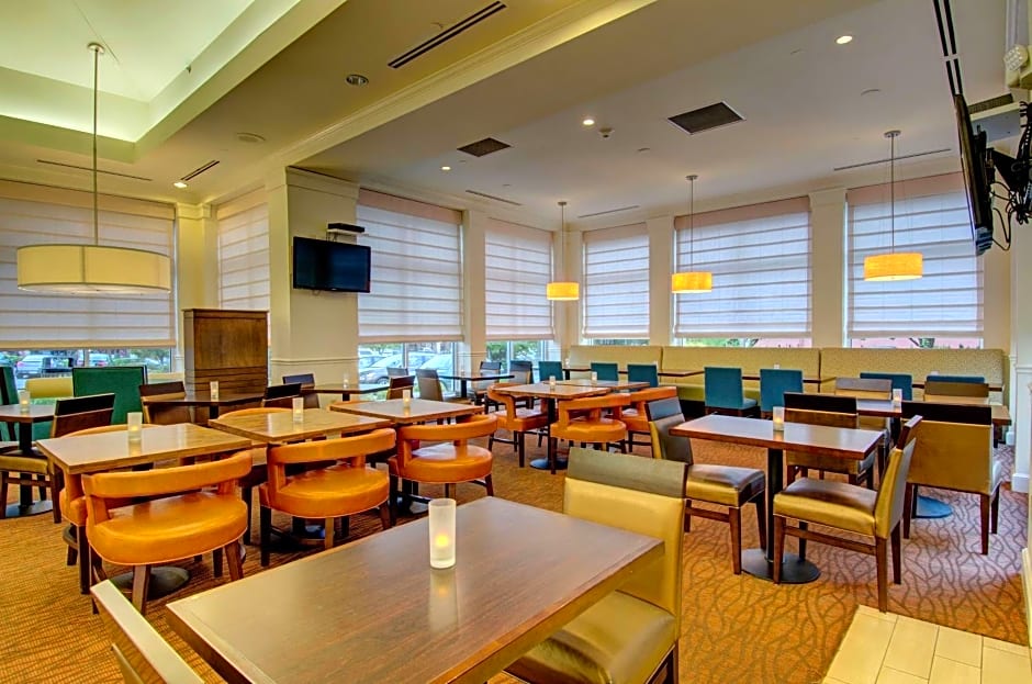 Hilton Garden Inn Norwalk