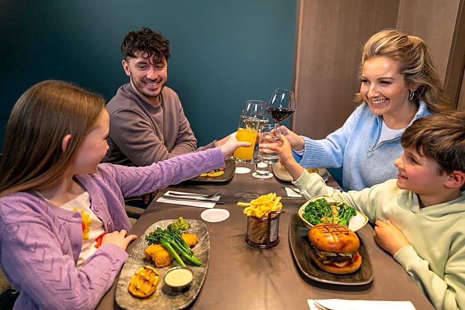 Clayton Hotel Cardiff Lane