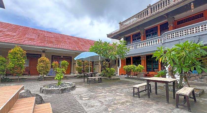 Mahendra Beach Inn