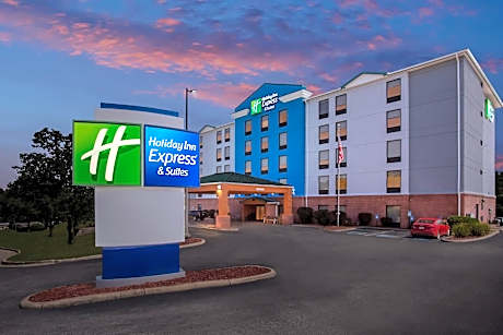 Holiday Inn Express Hotel & Suites Charleston-Southridge By IHG