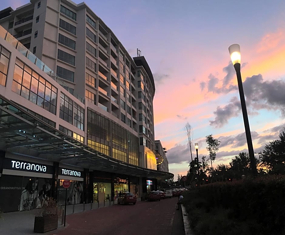 Borneo Coastal Residence @ Imago Mall