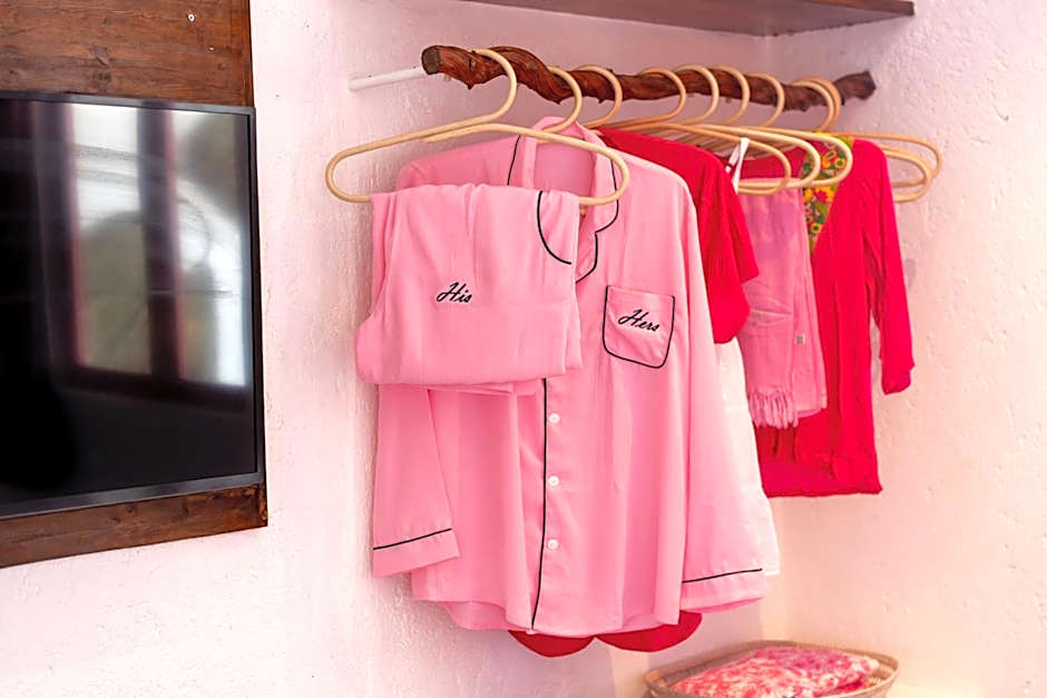 PinkPrivate Balangan - for Cool Adults Only