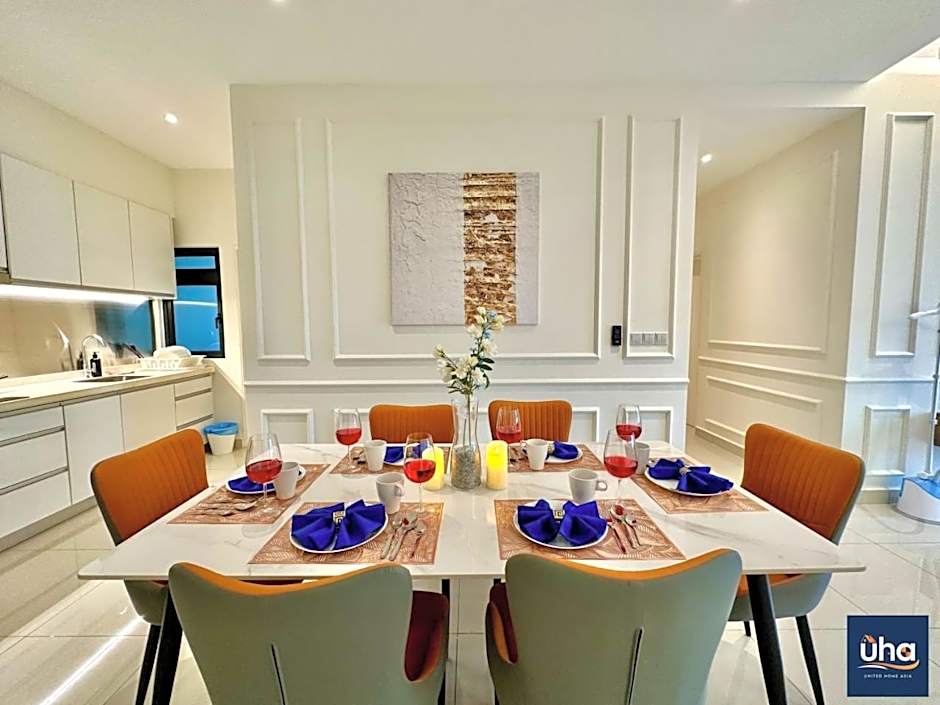 Meridin Medini Iskandar Puteri by RR JBcity