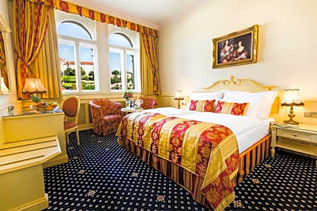 Deluxe Plus Double Room